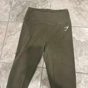 Green women’s gymshark leggings